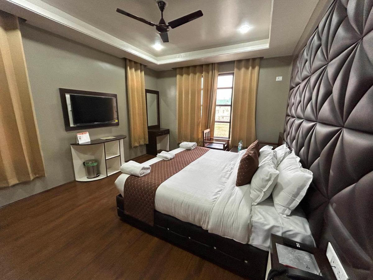 Fair Mount, Airport Road, Humhama Srinagar 호텔 외부 사진