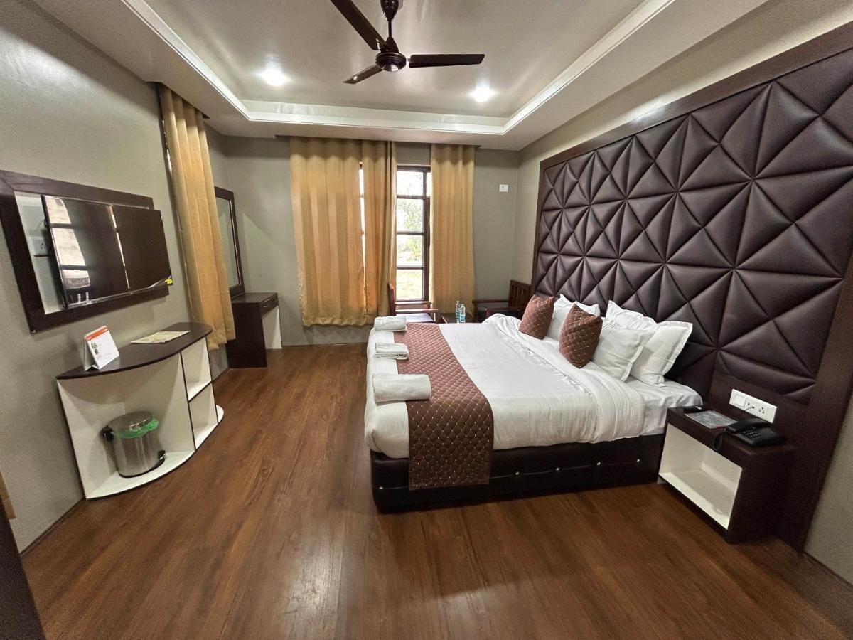 Fair Mount, Airport Road, Humhama Srinagar 호텔 외부 사진