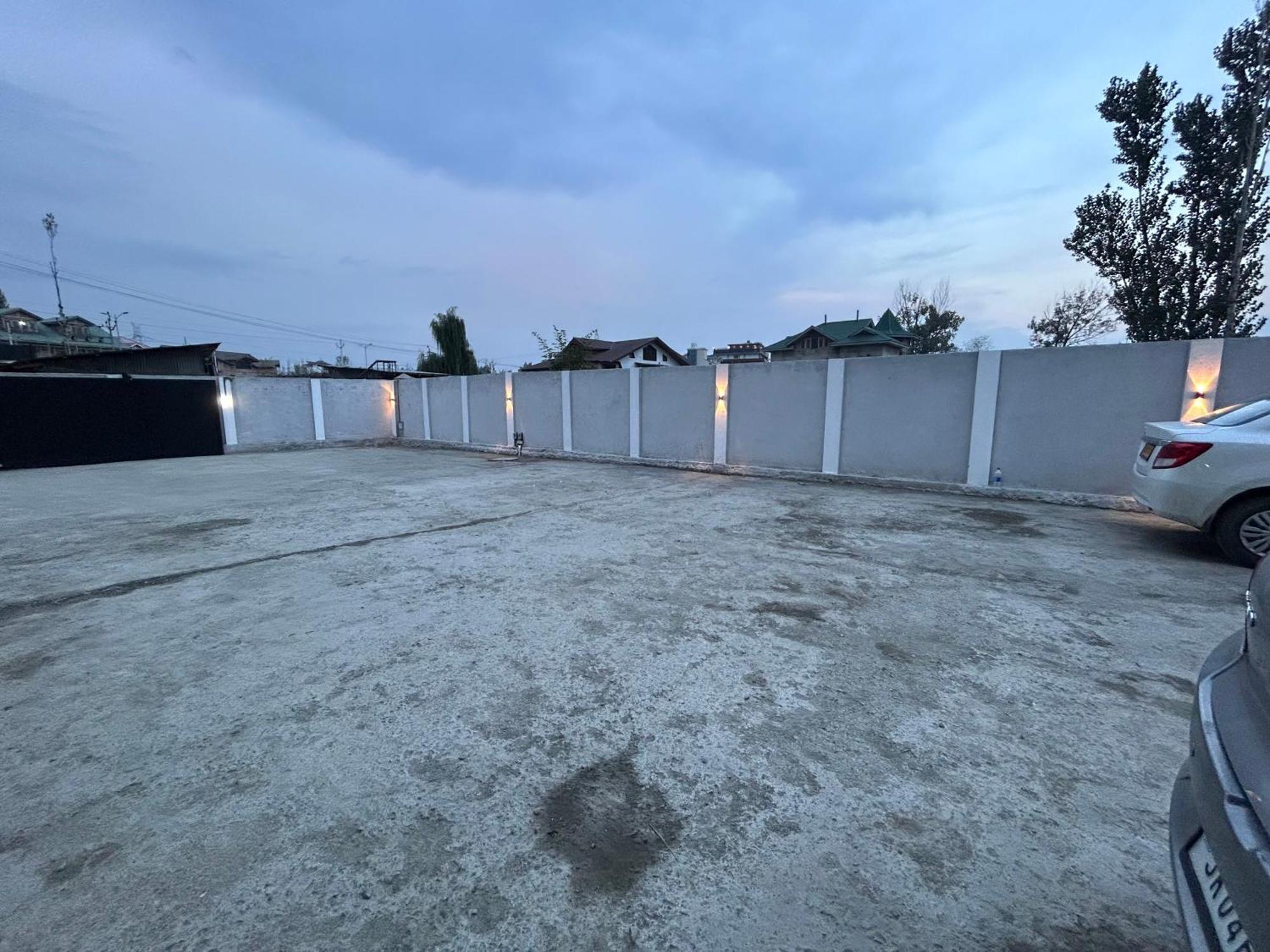 Fair Mount, Airport Road, Humhama Srinagar 호텔 외부 사진